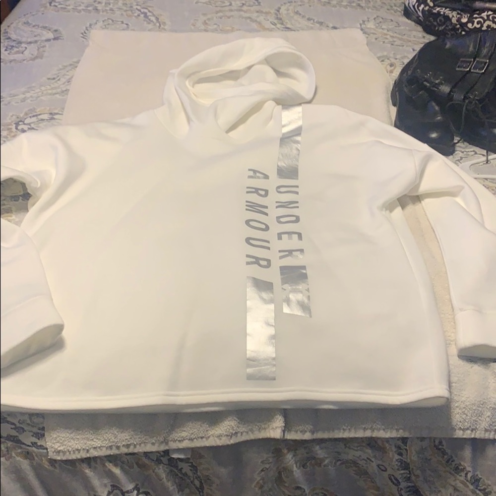 Under Armour Size XL